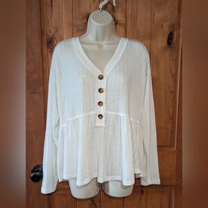 Maurices White Long Sleeve Button Down Blouse‎
